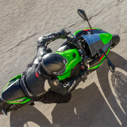 Kawasaki Ninja 650 Slide